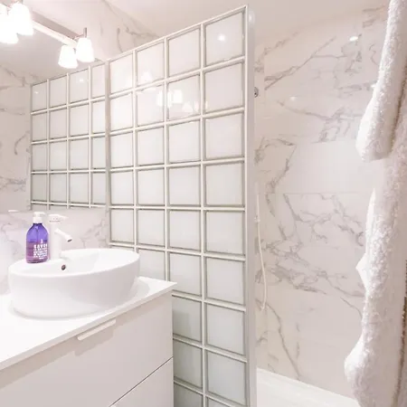 Un Alpin Chaleureux Dans Le Coeur D Avec 2 Velos Apartmán Annecy